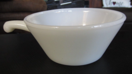 Anchor Hocking Fire King White Milk Glass Soup Bowl 5&quot; with Handle - £10.11 GBP