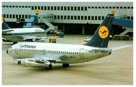 Lufthansa Boeing 737 230 Airplane Postcard - £4.96 GBP