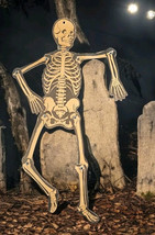 Vintage Beistle MCM Jointed Dancing Skeleton Halloween Die-Cut Luhrs Den... - $42.01