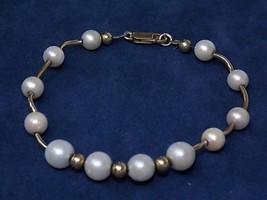 Womens Vintage Estate 10k Gold Pearl Bracelet 10.3g E1125 - £266.41 GBP