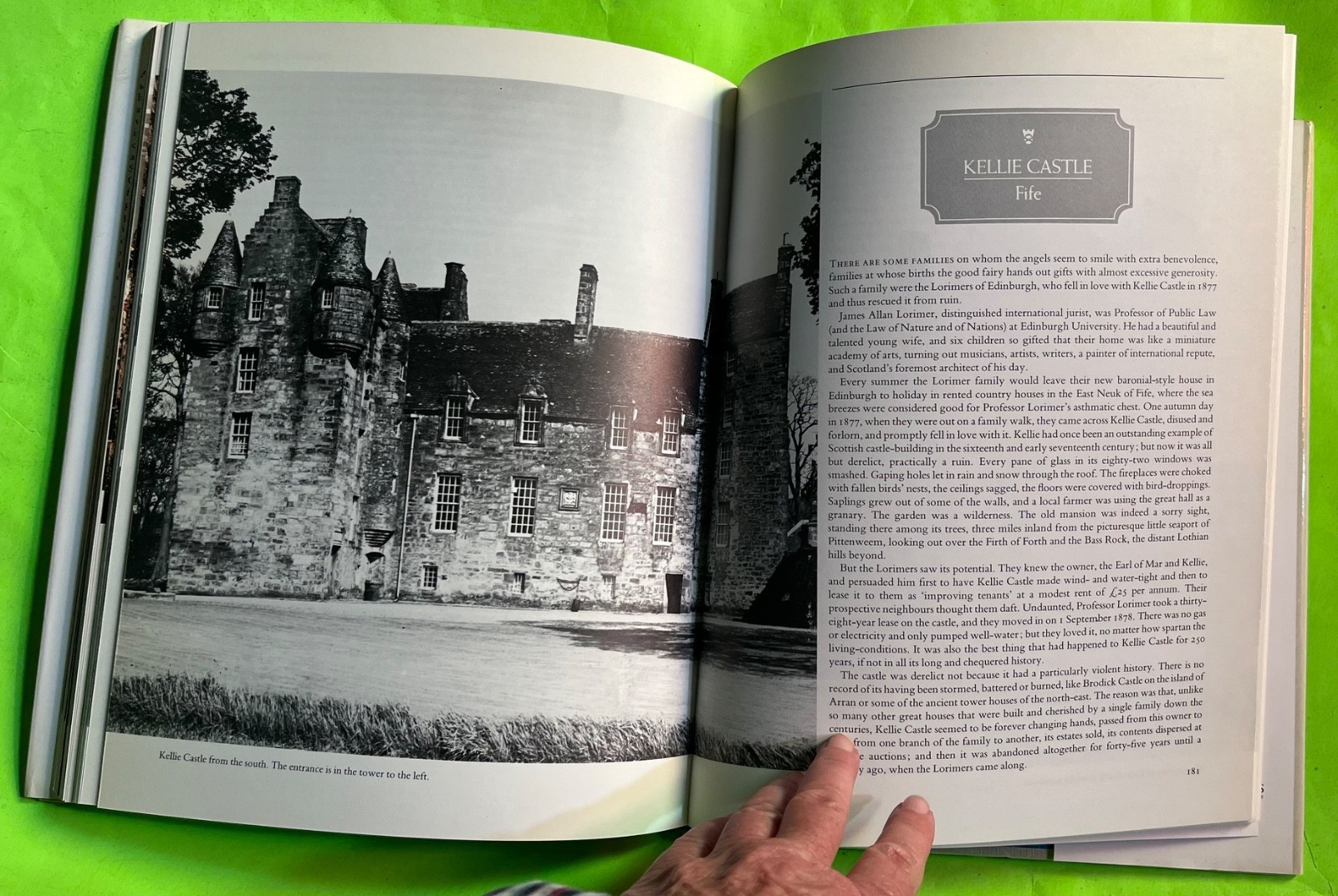 Vtg Scotlands Castles and Great Houses by Magnus Magnusson (HCDJ 1981) Item image 8