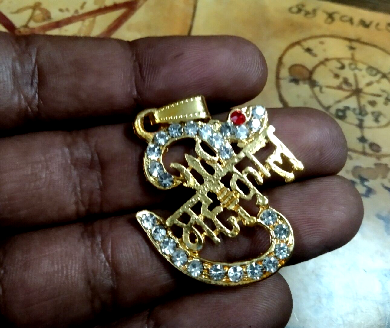 Full-size item image