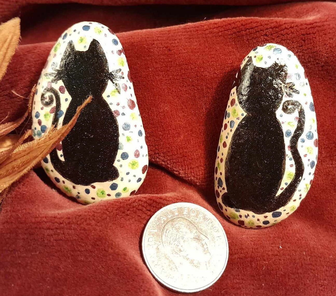 Silhouette Kitties Set of 2 Cats Mixed Media Rock Garden Stone Decor Hom... - $2.95
