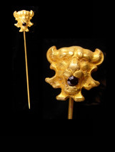 Antique Lion STICKPIN - Victorian lapel pin - ruby Jeweled mouth - red rhineston - £177.96 GBP