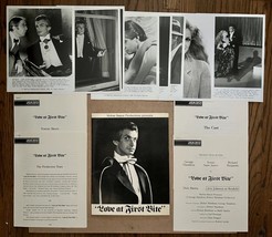 *Love At First Bite (1979) Us Presskit George Hamilton As Count Dracula 9 Photos - £75.92 GBP