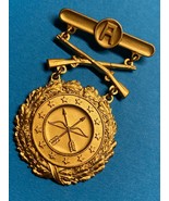 1st ARMY, EXCELLENCE IN COMPETITION EIC, RIFLE, GOLD, BADGE, PINBACK, HA... - $89.18 CAD