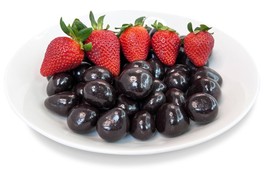 Andy Anand 24 Pcs Fresh Strawberries Freeze Dried Dipped In Belgian Dark... - £30.98 GBP