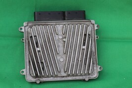 Mercedes Engine Control Unit Module ECU ECM A2721531679 A-272-153-16-79 image 4