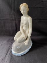 Naked Nude Girl Lady Model Woman German GDR european porcelain figurine Vintage - £74.04 GBP