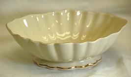 Teleflora Gifts Scalloped Bowl Serving Dish Oval Gold Trim Vintage - £19.60 GBP