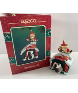 Enesco Santa Claus is Comin Ornament Dog House Cat Welcome Friends 1994 - $19.79