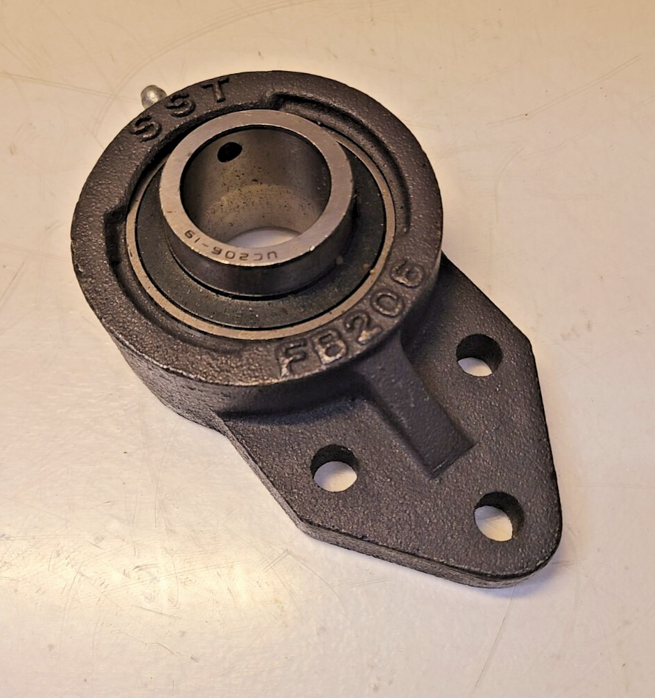 SST 3-Bolt Flange Mounted Bearing FB206 | 1-3/16&quot; | UC206-19 - £33.69 GBP