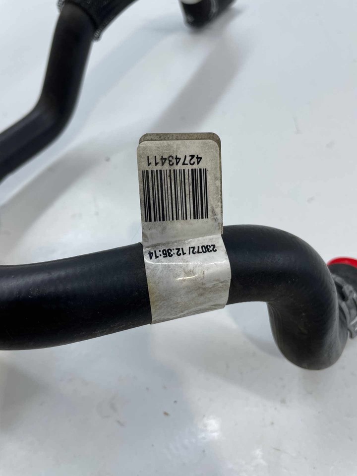 2023 Chevy Bolt EUV LT Drive Motor Battery Surge Tank With Hose & Cap 42769329 Item image 4