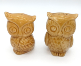 Vintage Ceramic Owl Salt &amp; Pepper Shaker Set Tan Brown - £9.31 GBP