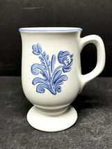 Pfaltzgraff Yorktowne Pedestal Coffee Mug Footed Stoneware Blue &amp; White ... - $13.00
