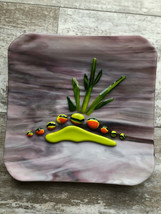 Handcrafted 3D Glass Art Plate Signed by Artist - £15.17 GBP