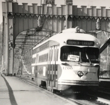 Port Authority Pittsburgh Railways PRT PAAC 1700 Shannon Library Streetcar Photo - £7.57 GBP