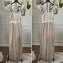 Sim &amp; Sam Smocked Top Jumpsuit Natural Ivory Calico S - $455.32 MXN