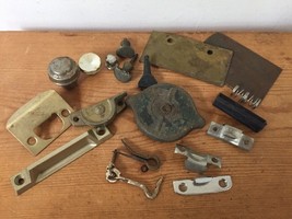 Mixed Lot Vtg Rusty Hardware Knobs Door Accessories Metal Plates Hooks L... - $33.87 CAD