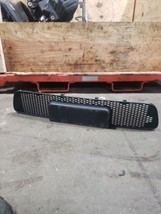 Grille Lower Bumper Mounted Fits 10-11 SOUL 708757 - £58.40 GBP