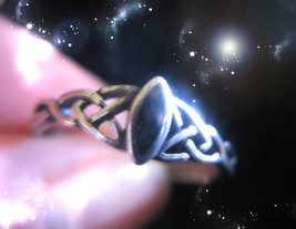 Haunted Ring Raven Transformation Spirit Vessel Master Of Magick Onyx Cassia4 - £18.35 GBP