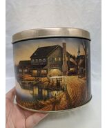 Vintage Duck Inn Cabin Lake Tin 6 3/4&quot; - $326.89 MXN