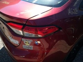 Passenger Tail Light Sedan With Smoked Trim Fits 20-22 COROLLA 104865043 - $2,006.40 MXN