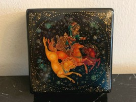 Fedoskino Vintage Russian Hand Painted and Signed Black Lacquer Box - £66.68 GBP