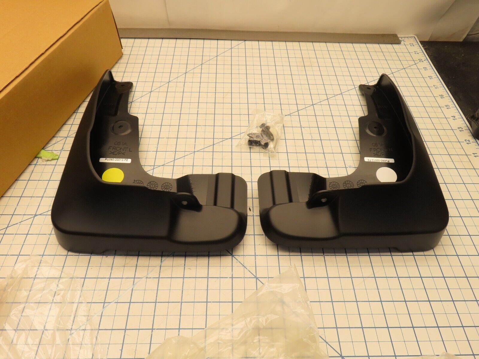 Toyota PU060-33012-FE Front Only Splash Guard Mud Flap Kit - $48.36