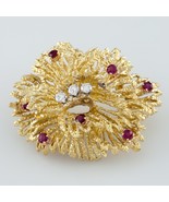 Tiffany &amp; Co. Vintage Ruby and Diamond 18k Yellow Gold Brooch - $233,147.49 MXN