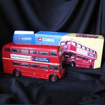 Vintage Diecast Corgi Classics London transport Bus Toy Collectibles 1990&#39;s - £43.49 GBP