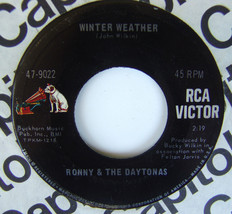 Ronny &amp; The Daytonas - Winter Weather / Young 45 7&quot; NM Record RCA 47-9022 - £5.46 GBP