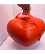 Vintage Orange Nesting Picnic Set Plates Cups Silverware Bowls Salt Pepp... - $889.87 MXN