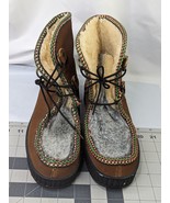 Embroidered Moccasin Boots Womens Sz 10 Brown Faux Shearling Lined USA - $59.95