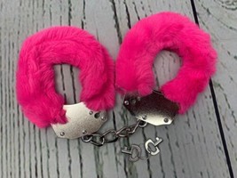 Cosplay Fluffy Wrist Plush Handcuffs Keys Toy Police Costume Prop Pink - £11.87 GBP