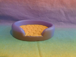 Plastic Dollhouse Pet Bed Purple &amp; Yellow - as is - $1.57