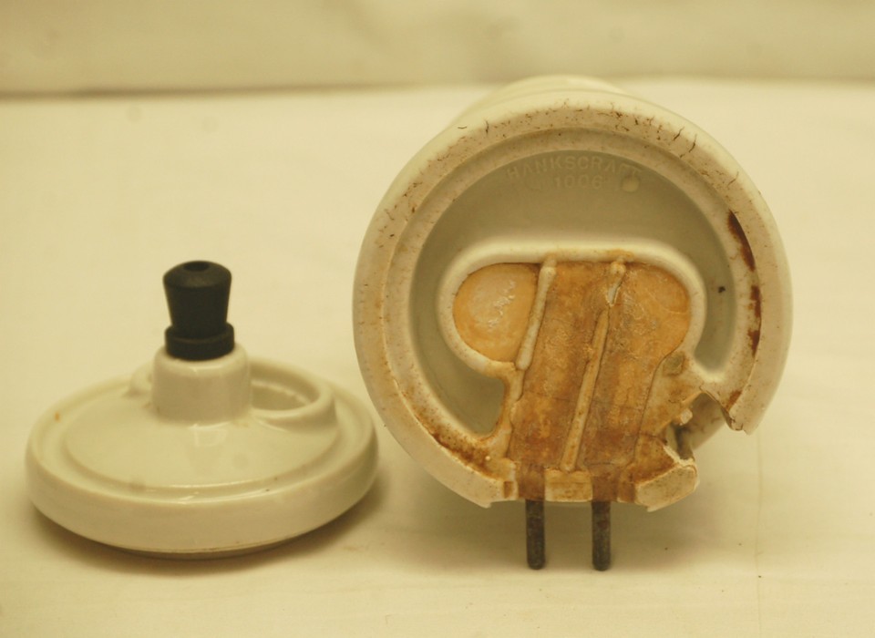 Old Vintage Hankscraft Ceramic Vaporizer Humidifier w Lid Novelty Medical Decor Item image 6
