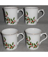 Set (4) Macys - All The Trimmings HOLLY &amp; BERRY Christmas PORCELAIN MUGS - $555.79 MXN