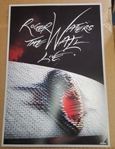 PINK FLOYD / ROGER WATERS 2010 TOUR VIP SPECIAL LITHO, BOOK, KEY CHAIN, ... - $260.00