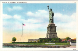 Statue of Liberty New York City, New York Postcard - £4.05 GBP