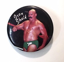 Vintage 1985 Iron Sheik Button Pin Original WWF Wrestling WWE 1.75&quot; - £12.55 GBP