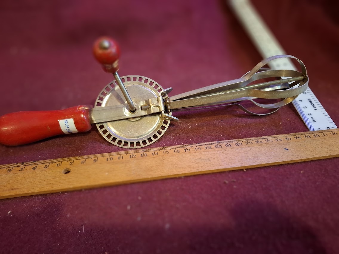 Vintage Kitchen Hand Mixer [TOL10287] - $55.00
