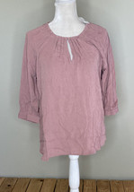 Maurice’s NWT $29.90 women’s keyhole blouse size M pink K8 - £8.74 GBP