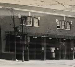 1950s Denver Tramway Trackless Trolley Bus Barn Building Streetcar Photo - £10.46 GBP