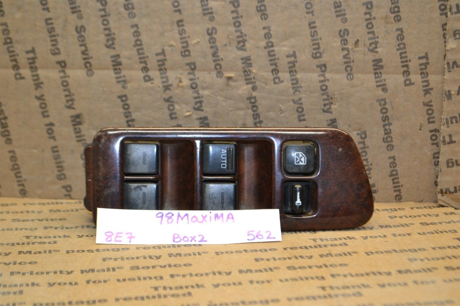 96-99 Nissan Maxima Master Switch OEM 254010L700 Door Window Lock Box 2 562-8E7 - £6.26 GBP