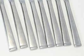 Wallace Julienne Georgetown Dinner Knives 18/10 9&quot; Stainless Lot of 8 - £23.11 GBP