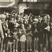 Crowd watching Allied Troops enter Tunis Tunisia 8x10 World War II WW2 P... - £7.04 GBP