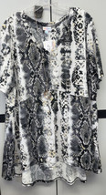 NWT LuLaRoe 2XL Black Gray White Yellow Snakeskin Jana Empire Waist Swing Top - £28.47 GBP