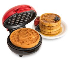 Santa Claus Holiday Waffle Maker, 550 Watts - $28.81
