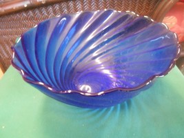 Beautiful COBALT Large Serving  BOWL - £17.58 GBP